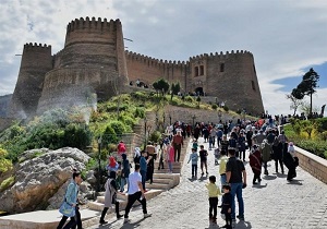 اشتغالزایی غیر مستقیم با حضور گردشگران در لرستان