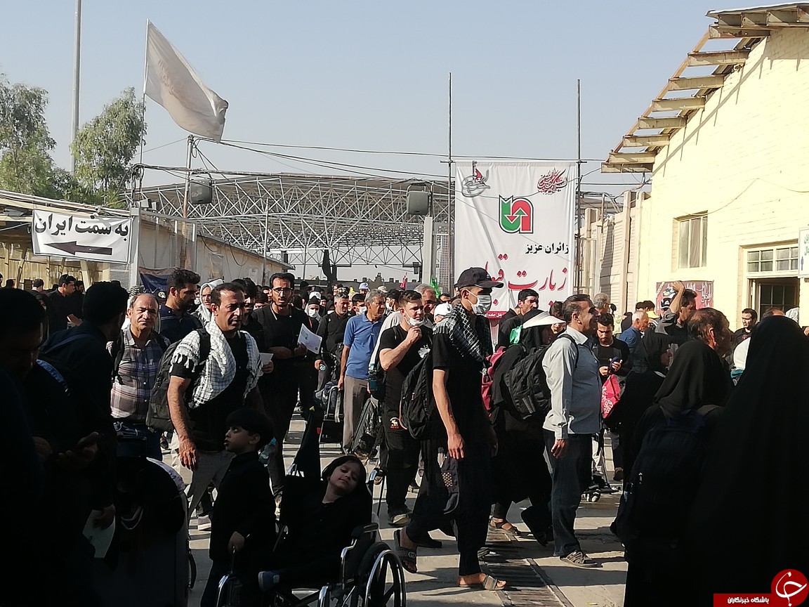 تردد پرشور زائران در مرز مهران + تصویر