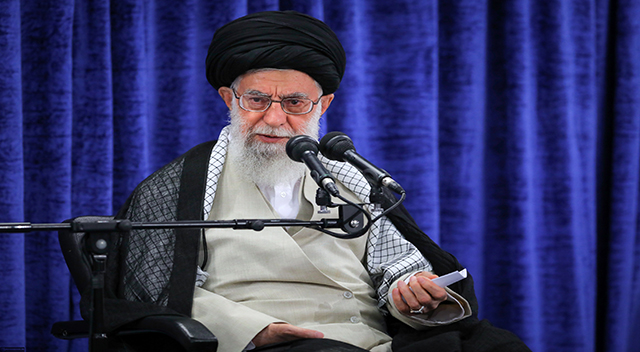 وجه عرفانی شعر حافظ در بیان رهبر انقلاب +فیلم