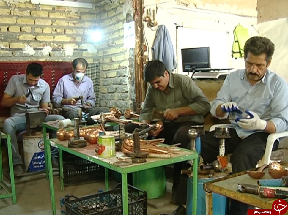 روایتی از کارگاهی کوچک با همت های بلند/ سمفونی چکش و مس در روستاهای استان زنجان هم نواخته می شود