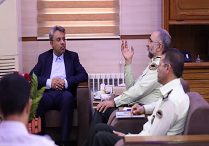 کانون وکلا در بالابردن آگاهی های حقوقی مردم نقش کلیدی دارد