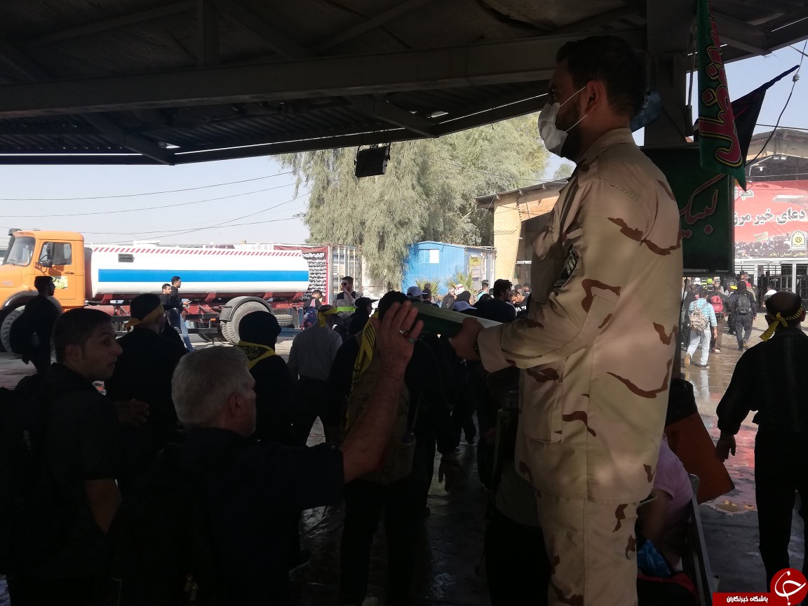 تردد پرحجم زائران از مرز مهران + تصویر
