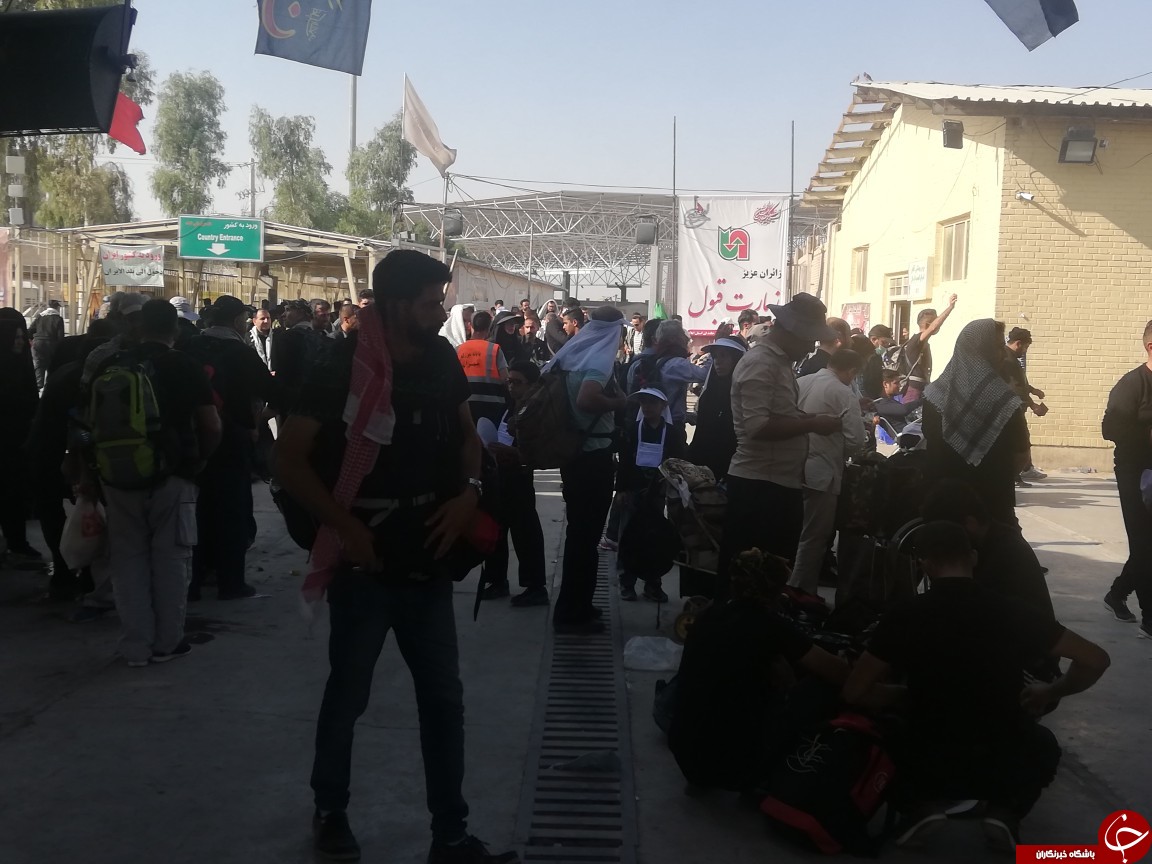 تردد پرحجم زائران از مرز مهران + تصویر
