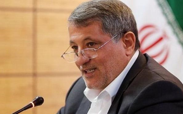 ۹۳ درصد مردم خواستار حل مشکل ترافیک و آلودگی هوا هستند/ جای فعالیت عمرانی در هفته تهران خالی بود