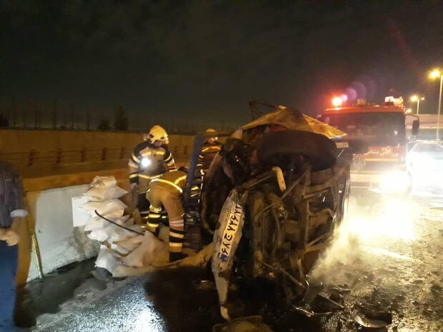 تصادف دلخراش در اتوبان قم ۴ نفر مصدوم به جا گذاشت