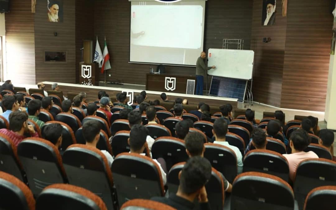 کارگاه آموزشی اشتغال پذیری در دانشگاه جیرفت