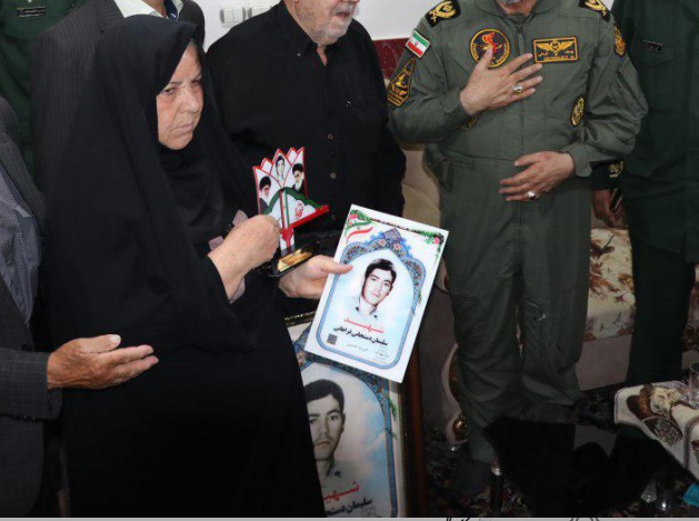 مادر شهید دستجانی در دستجان به دیدار حق را لبیک گفت