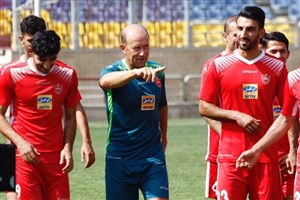 پرسپولیسی‌ها به دنبال تغییر زمان بازی با نساجی