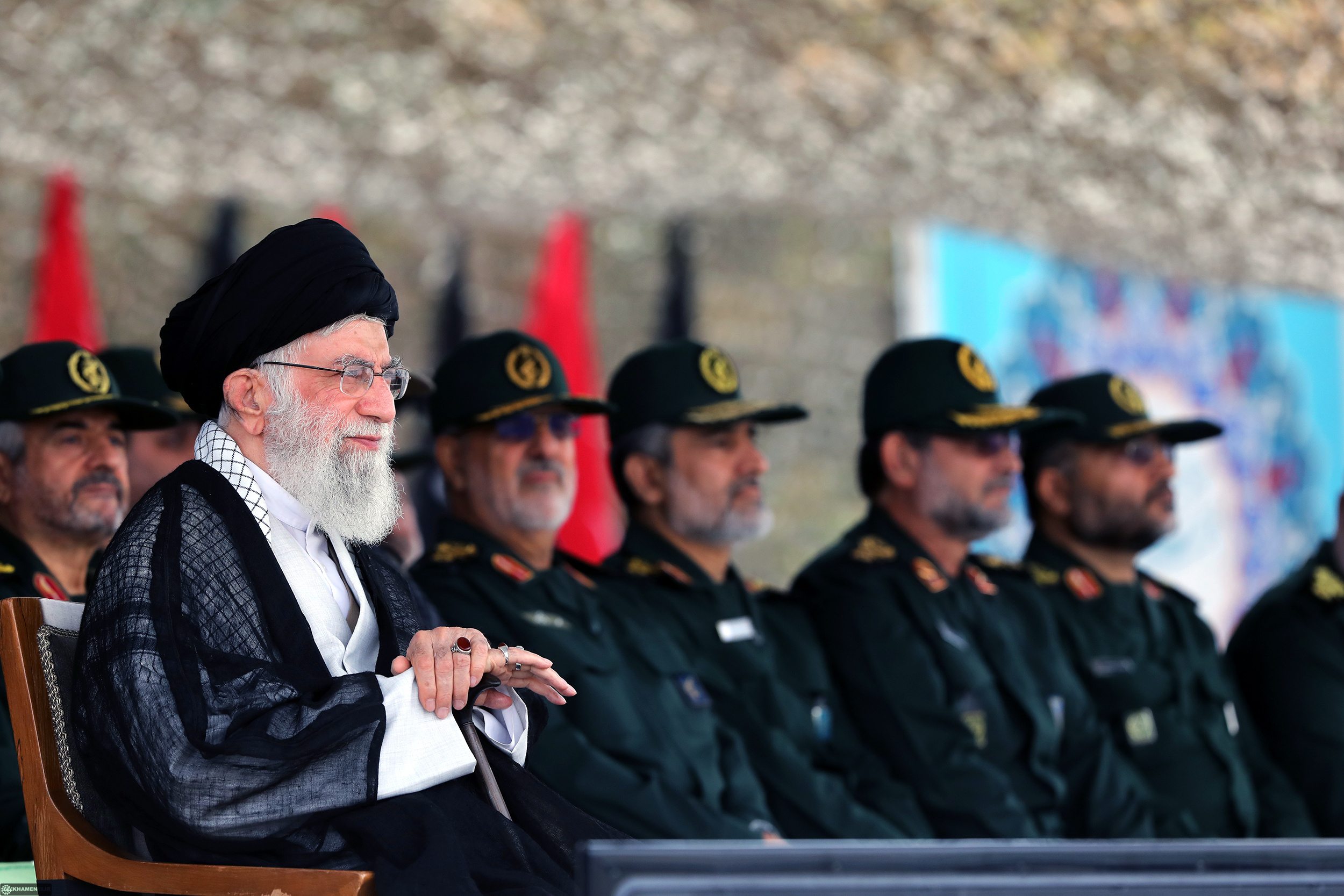 آمریکایی&zwnj;ها عزت سپاه را بیشتر کردند/ با تمسک به سیدالشهداء(ع) در مقابل آمریکا کوتاه نمی&zwnj;آییم/ راهیپمایی اربعین قدرت اسلام و یک رسانه بی&zwnj;همتا در دنیای پیچیده امروز است