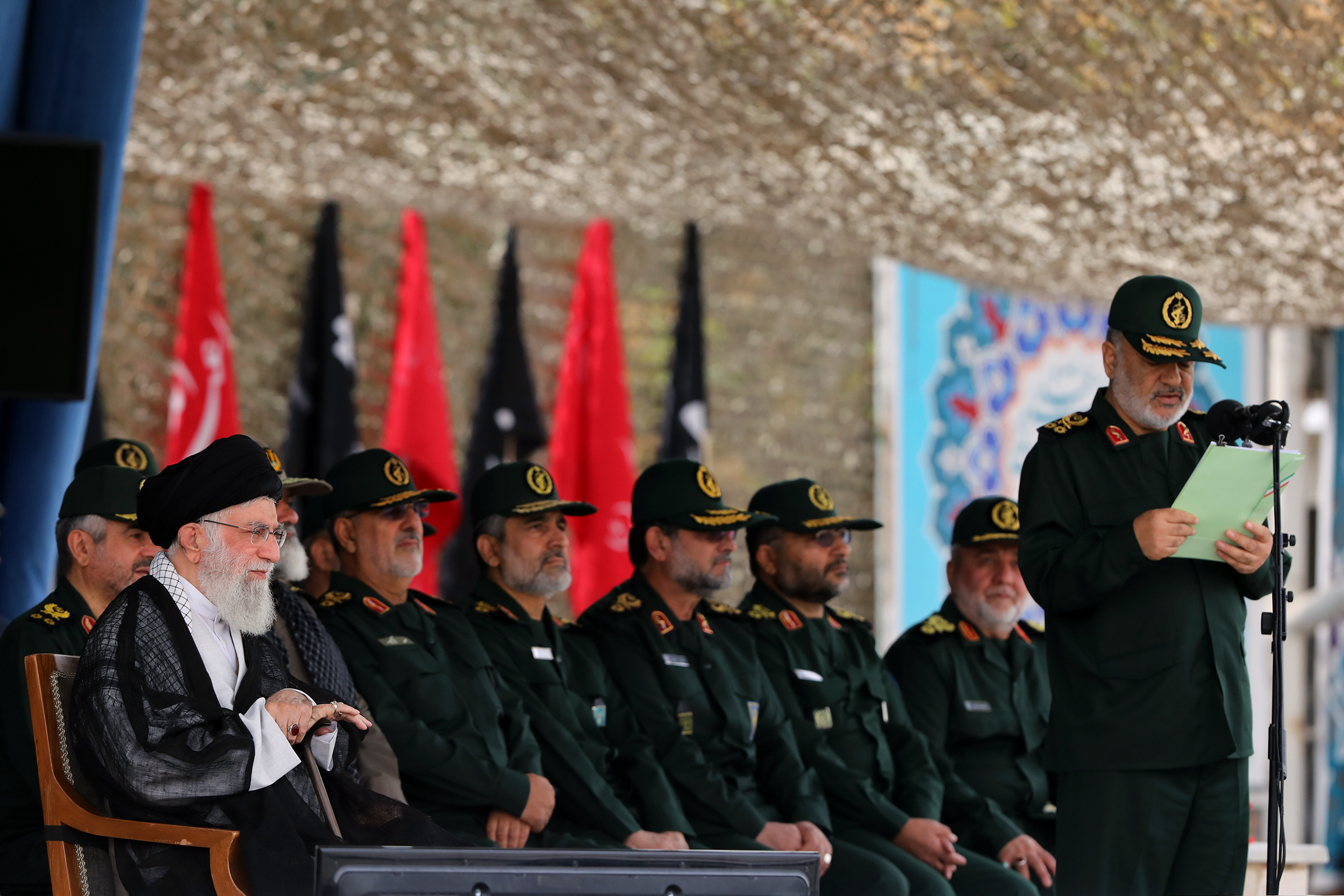 آمریکایی&zwnj;ها عزت سپاه را بیشتر کردند/ با تمسک به سیدالشهداء(ع) در مقابل آمریکا کوتاه نمی&zwnj;آییم/ راهیپمایی اربعین قدرت اسلام و یک رسانه بی&zwnj;همتا در دنیای پیچیده امروز است