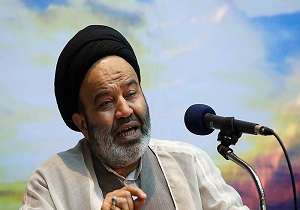دانشجویان از ۲۰ کشور جهان در دانشگاه ادیان و مذاهب قم مشغول تحصیل هستند / ۱۰۱ تفاهم‌نامه با مراکز علمی جهان امضا شده است