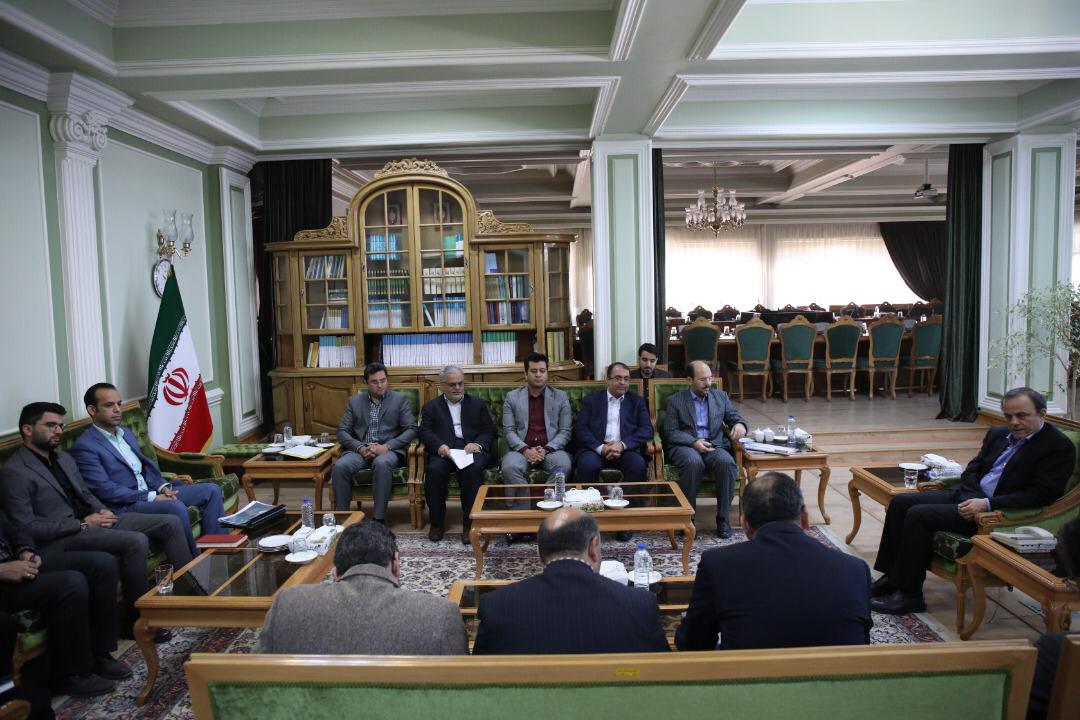 بررسی عملکرد ۵ معین اقتصاد مقاومتی با هدف تقویت اقتصاد روستائیان