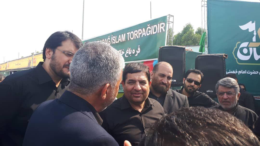 توزیع روزانه ۱۰۰ هزار پرس غذای گرم در بین زائران اربعین