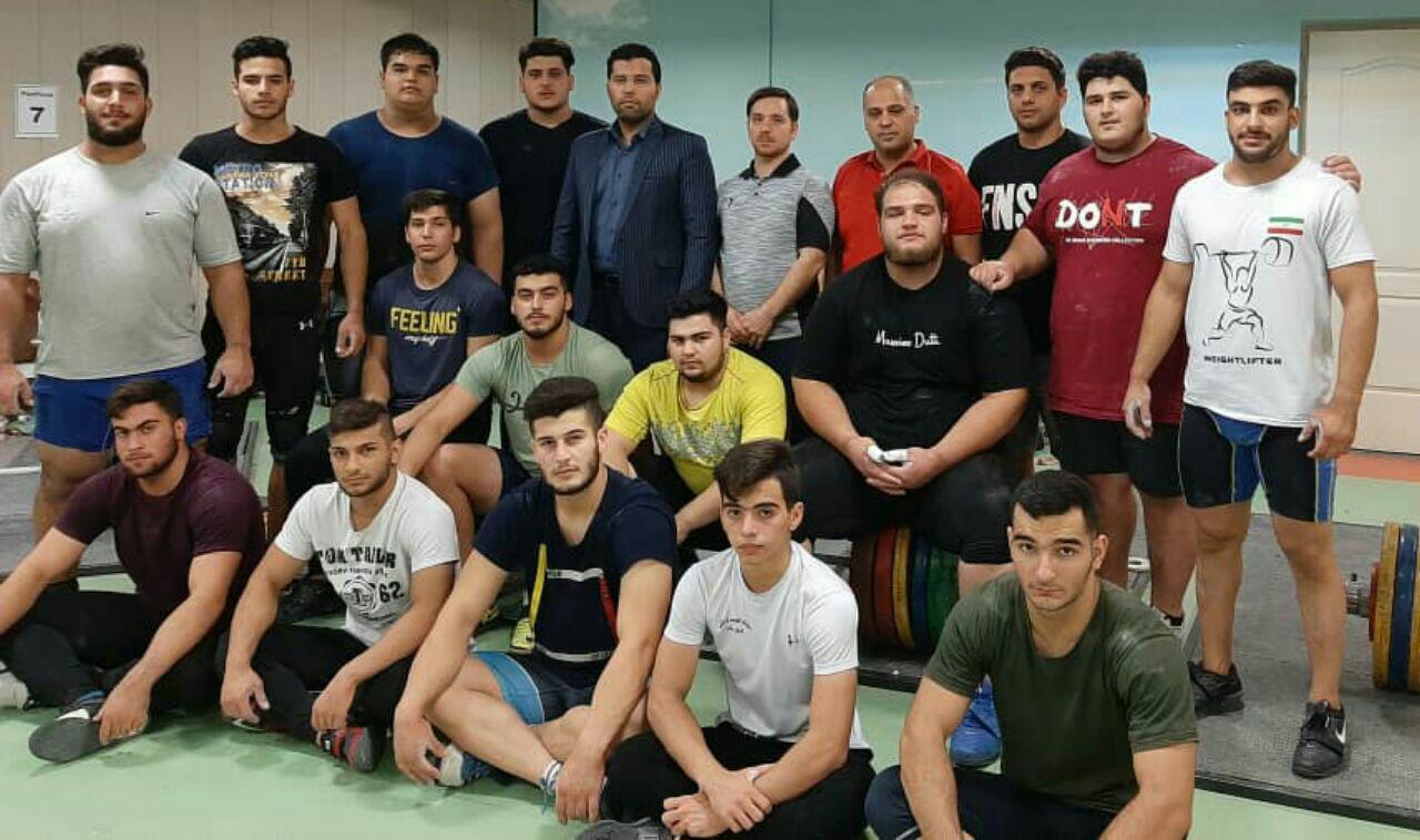چشمان بچه&zwnj;های نوجوان و جوان وزنه&zwnj;برداری پر از اشک است/ بلوف نمی&zwnj;زنم اما این تیم روی سکو می&zwnj;رفت