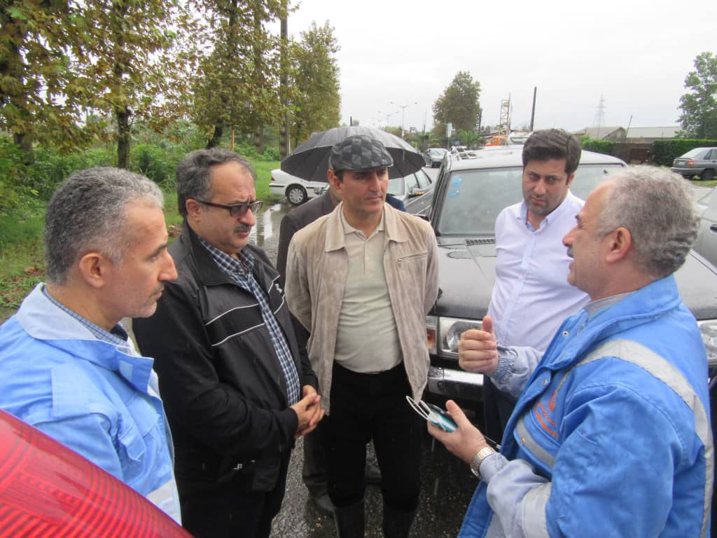 فرمانداران با تمام امکانات و تجهیزات پای کار هستند