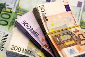 نرخ ۴۷ ارز بین بانکی در ۲۲ مهر ۹۸/ ۲۲ ارز دولتی گران شد + جدول