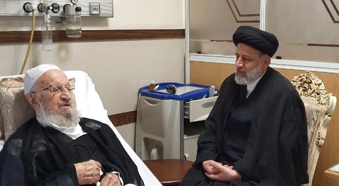 عیادت رئیس قوه قضاییه از آیت الله مکارم شیرازی