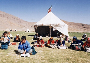 تحصیل دانش آموزان عشایر فارس در ۵۰۰ مدرسه