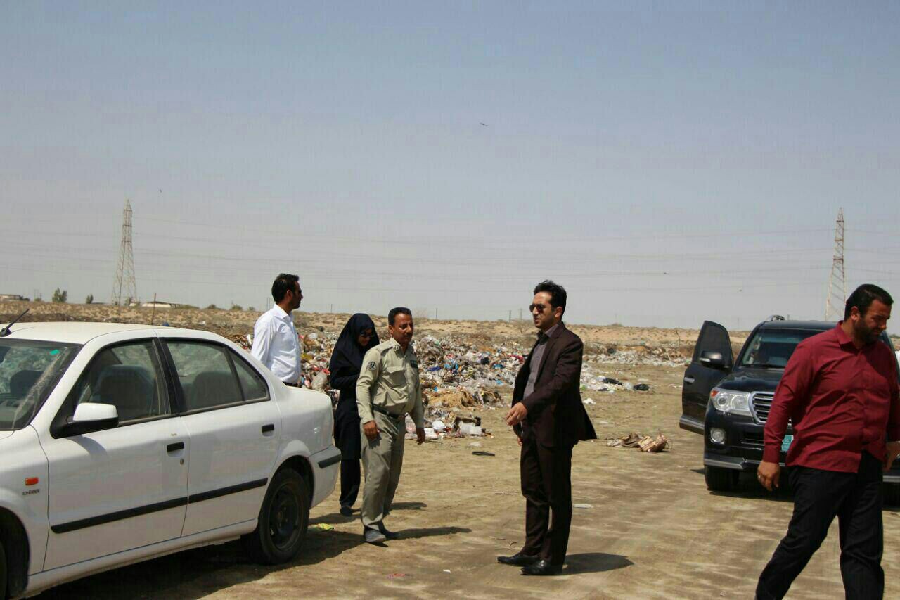 &zwj; تخلیه غیر مجاز پسماند در نوار ساحلی شهرستان کنارک