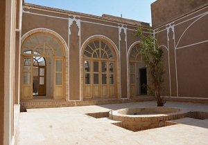 محور گردشگری ادبی یزد با افتتاح خانه فرخی جان می‌گیرد