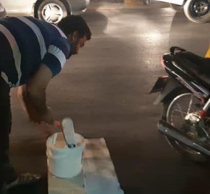 وقتی شهروندان بوشهری خط عابر پیاده را رنگ می&zwnj;کنند