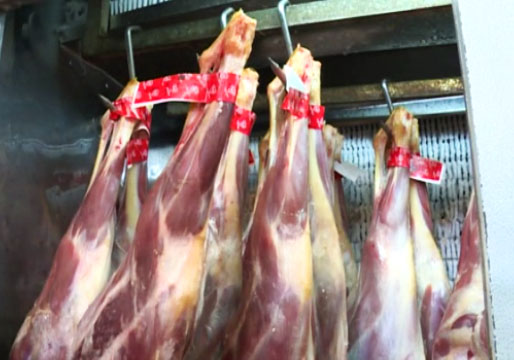 فروش گوشت بز به جای گوساله؛ کلاهبرداری جدید قصابی&zwnj;های تهران + فیلم
