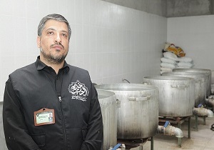 توزیع روزانه ۱۳ هزار و ۵۰۰ تبرکی در موکب بانوی کرامت