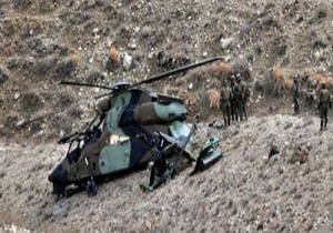 سقوط بالگرد ارتش افغانستان در بلخ جان هفت نفر را گرفت