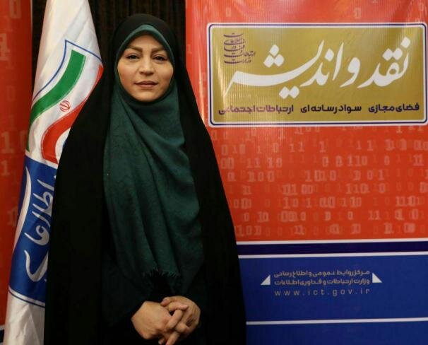 زوجهای خوشبخت تمایل کمتری به خوشبخت نمایی در فضای مجازی دارند