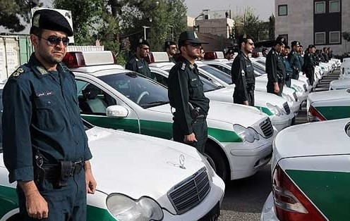 خدمت رسانی شبانه روزی پلیس شهرستان چرداول به زائران اربعین