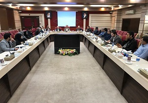 دیدار خوشنویسان قزوینی با استاندار