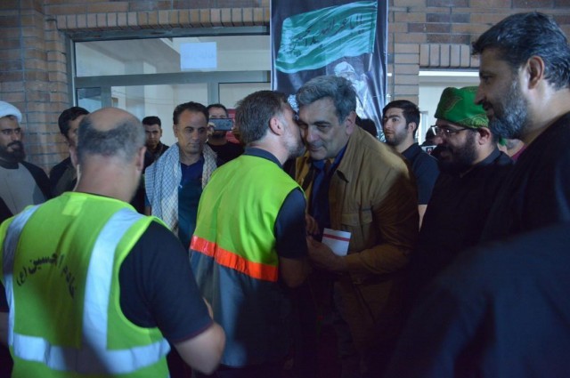 بازدید حناچی از محل اسکان کارگران خدمات شهری در نجف اشرف+ عکس