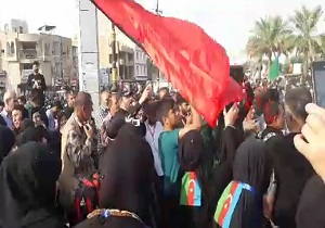 عزاداری زائران کشور آذربایجان در شهر کوفه + فیلم