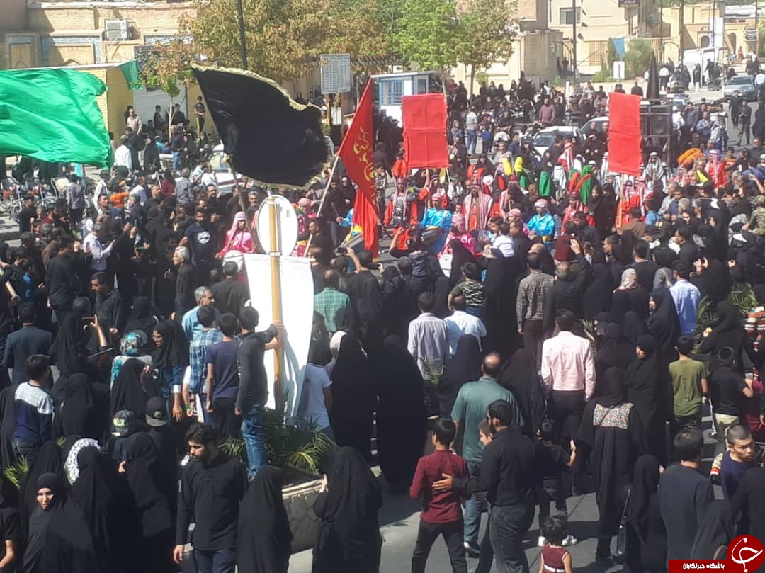 ارادت عاشقان و محبان حضرت اباعبدالله الحسین (ع) در روز اربعین + تصاویر