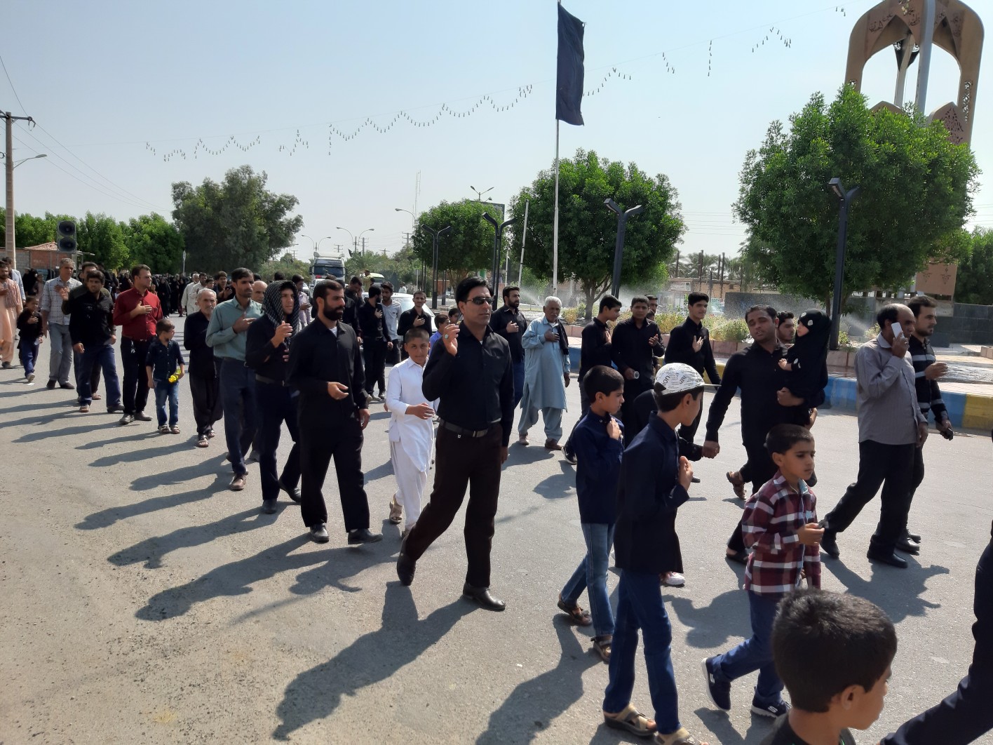 پیاده روی جاماندگان اربعین در استان کرمان