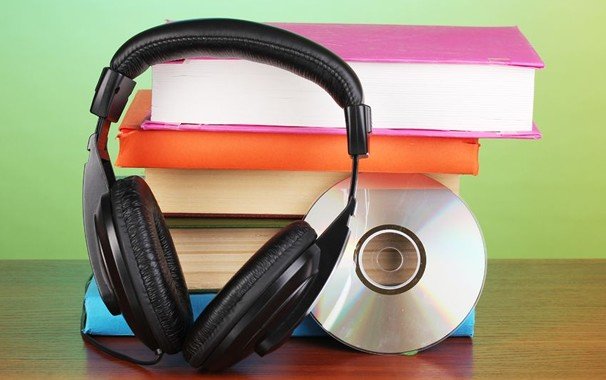 کتاب‌های صوتی راهکاری برای بالا بردن سرانه مطالعه/ آیا کتاب‌های صوتی کودکان ما را تنبل می‌کنند؟