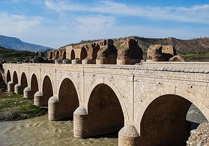 مرمت پل تاریخی کشکان با اعتبار  ۳۲۰ میلیون تومان انجام می شود