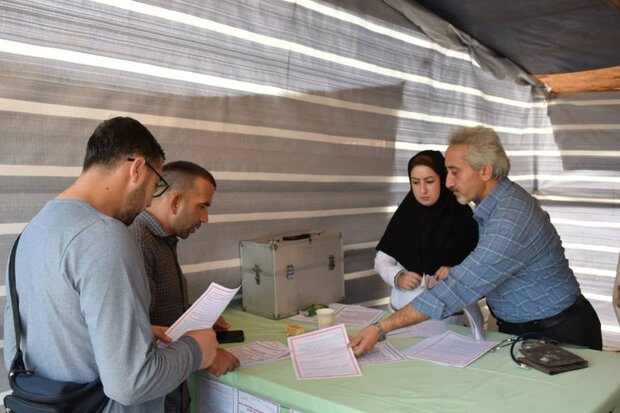 ارائه خدمات درمانی و بهداشتی در مرز مهران