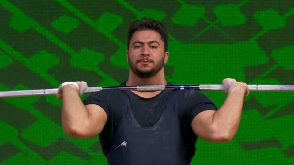 ملی پوشان دسته ۱۰۲ کیلوگرم وزنه برداری ایران به مصاف رقبا می&zwnj;روند