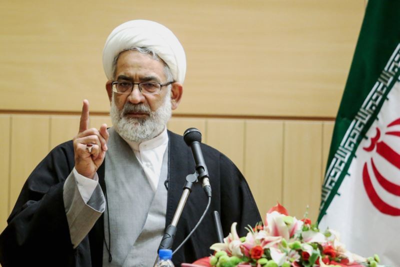 دولت باید جلوی فساد را ببند