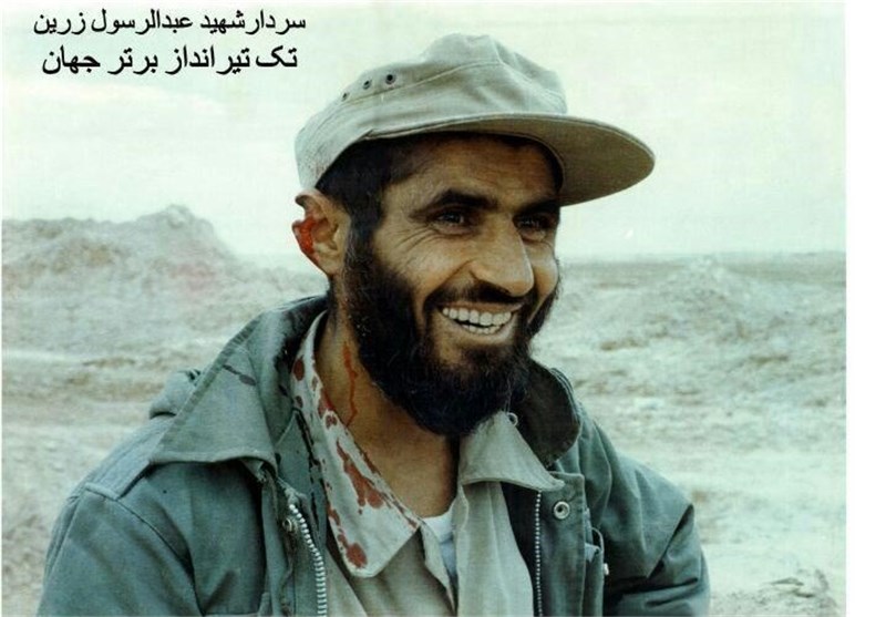 روایتی از زندگی «گردان تک نفره»؛ تک تیرانداز شجاعی که دشمن را به ستوه آورده بود روایتی از زندگی «گردان تک نفره»؛ تک تیرانداز شجاعی که دشمن را به ستوه آورده بود