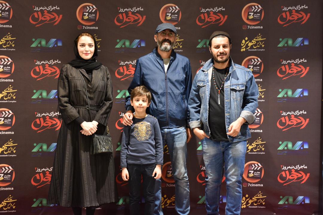 از دیروز با ماجرای نیمروز/ ماجرای نیمروز ۲، رد خون روی پرده سینما&zwnj;های مشهد خودنمایی کرد+ تصاویر