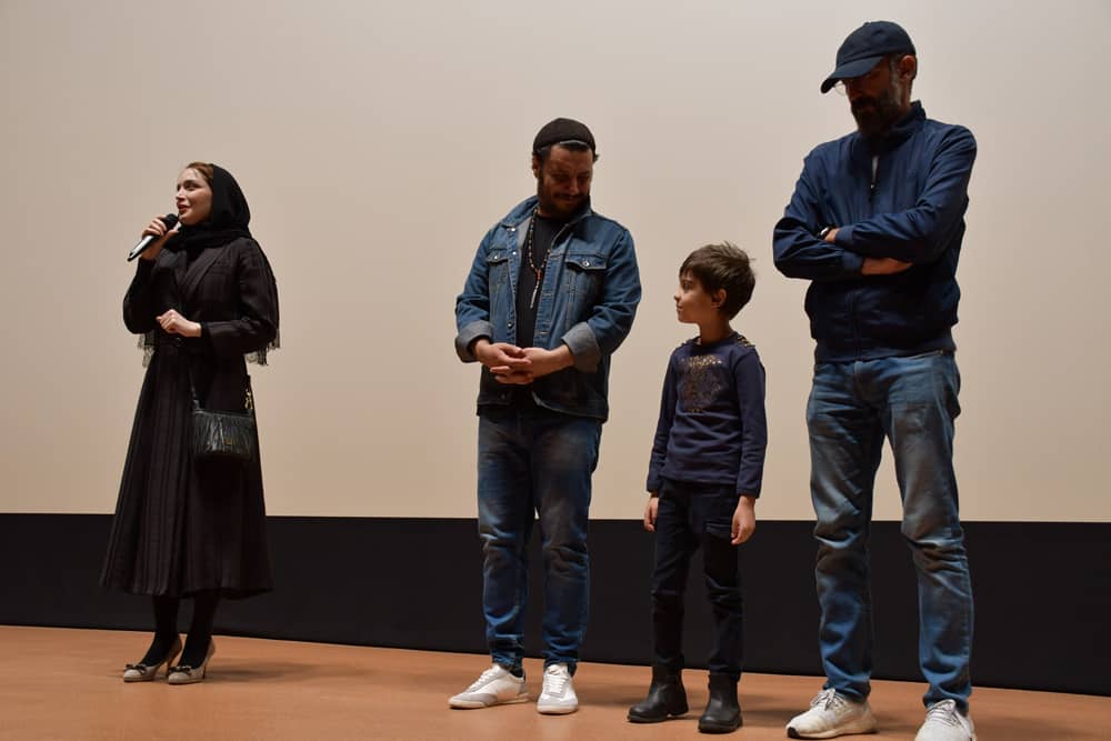 از دیروز با ماجرای نیمروز/ ماجرای نیمروز ۲، رد خون روی پرده سینما&zwnj;های مشهد خودنمایی کرد+ تصاویر