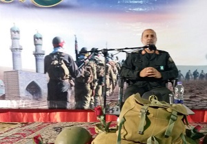 دوران دفاع مقدس آیینه تمام نمای انقلاب اسلامی
