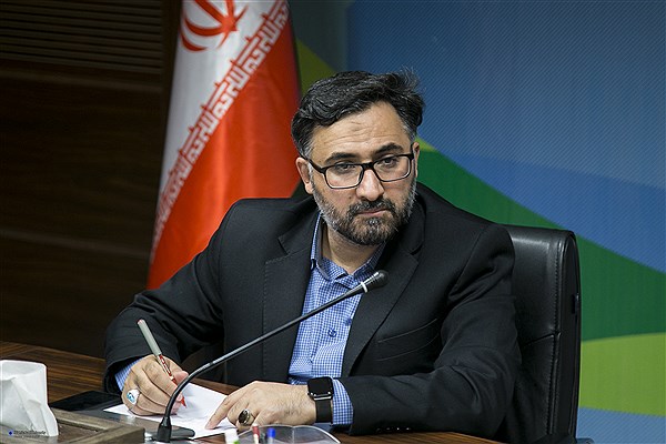 ۴۰ درصد آموزش عالی را داریم/ باید به سمت دانشگاه نسل سوم حرکت کنیم