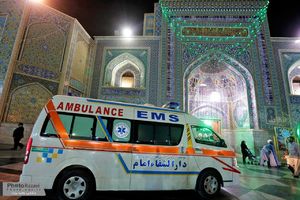 ارائه خدمات پزشکی دارالشفای امام رضا (ع) به زائران پیاده