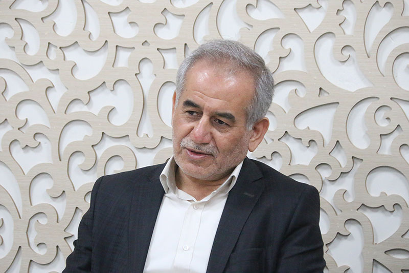 کار پژوهش و  پایان&zwnj;نامه&zwnj;ها نیازمند اخذ یک کد اخلاق است