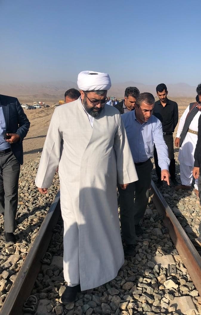 بازدید مدعی&zwnj;العموم از محل حادثه قطار زاهدان تهران / اعزام کارشناسان سوانح و حوادث ریلی از تهران/ منتظر نظر هیئت کارشناسی هستیم
