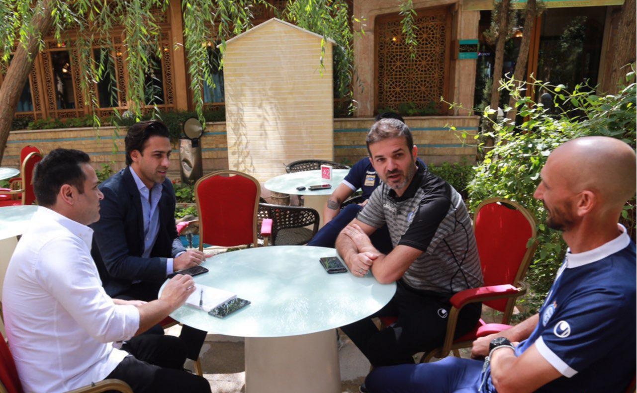 فرهاد مجیدی در اردوی استقلال حاضر شد