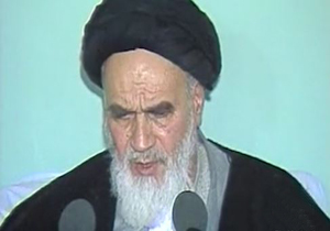 بیانات امام خمینی (ره) درباره عواقب سر خم کردن ملت مقابل آمریکا + فیلم